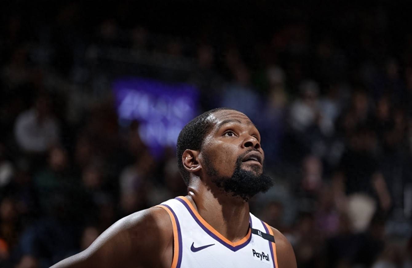 NBA球队交易传闻不断，明星球员未来前途未卜的简单介绍